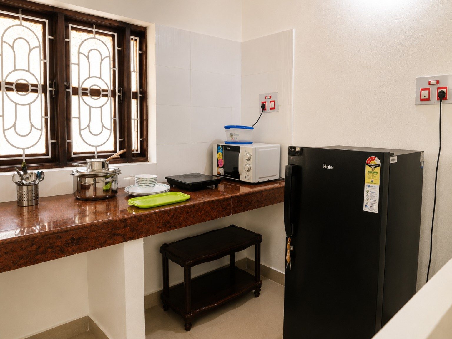 Refrigerator, microwave and kitchen facilities